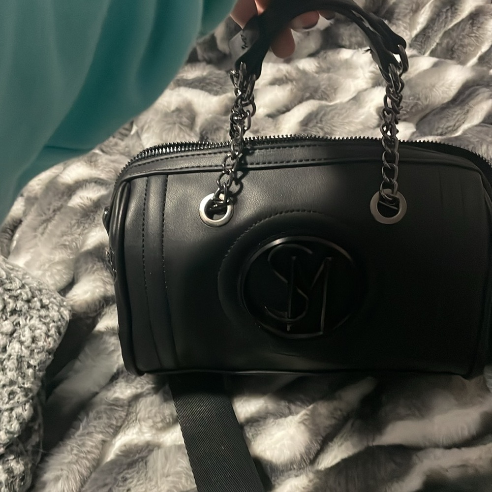 steve madden duffle